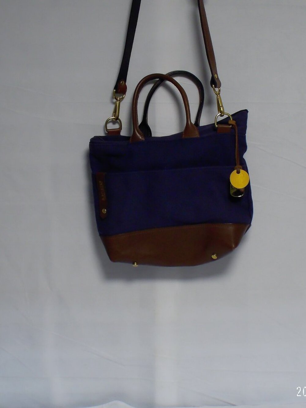'Pre-Owned' R. Riveter Navy Canvas Brown Leather Tote/Crossbody Bag American Mad